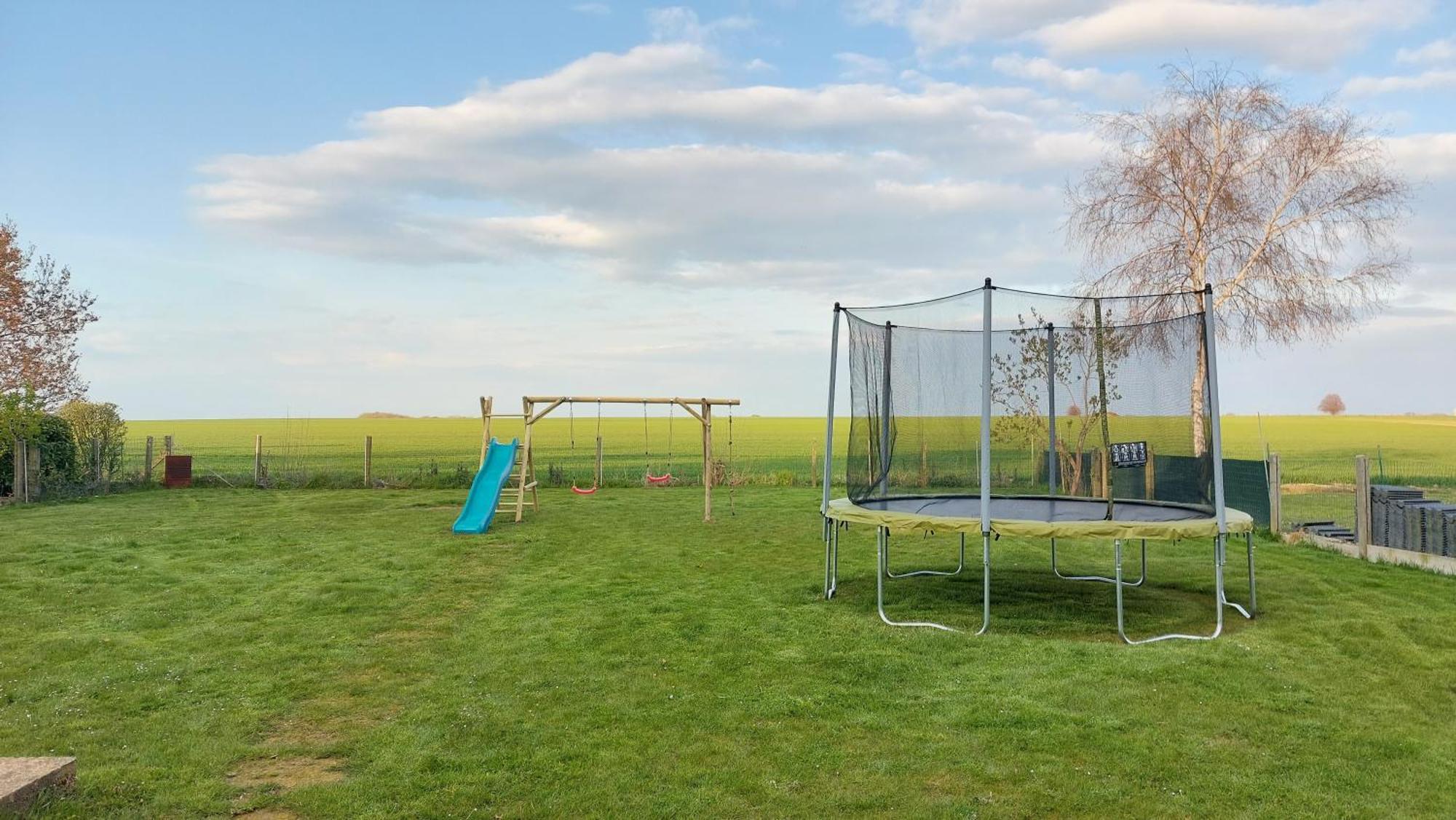 Maison De Vacances Situee Entre Liege, Tongres Et Vise Slins Ngoại thất bức ảnh